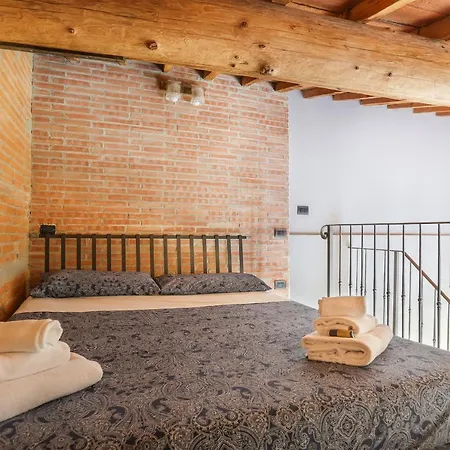 Uffizi Ii In Location Apartment